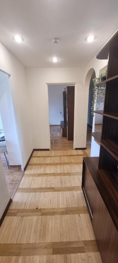 Eva'S Apartments Каунас Экстерьер фото